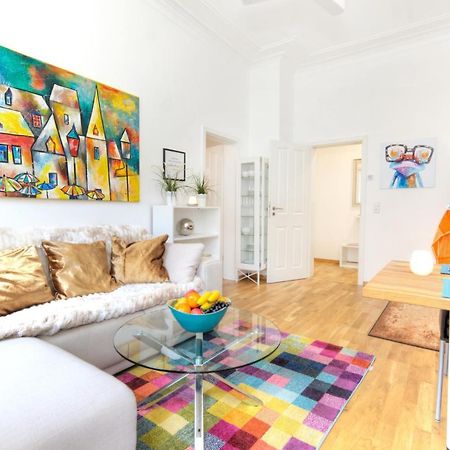 Altbaucharme In Der Stadtmitte Apartment Karlsruhe Bagian luar foto