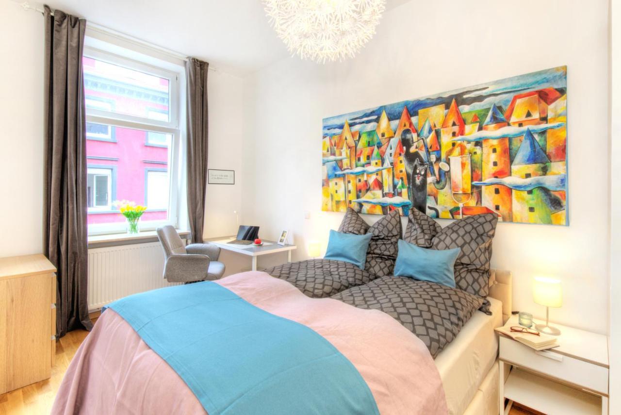 Altbaucharme In Der Stadtmitte Apartment Karlsruhe Bagian luar foto