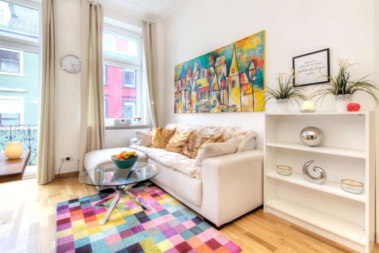 Altbaucharme In Der Stadtmitte Apartment Karlsruhe Bagian luar foto